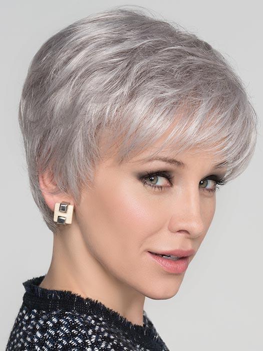 Short hair wigs 2018 outlet